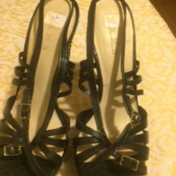 LAMB BLACK SHOE - Picture 4 of 7